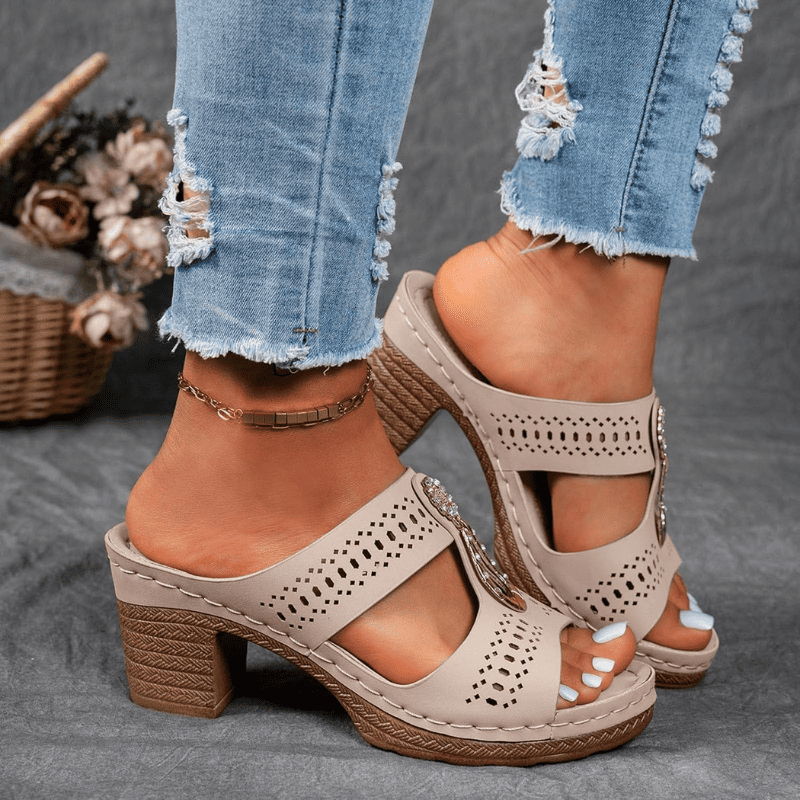BelleLuxe Sandals – Elegance Without Foot Pain