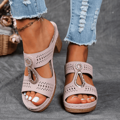 BelleLuxe Sandals – Elegance Without Foot Pain